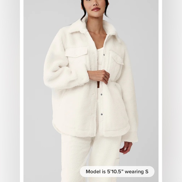 ALO~ Sherpa Edge Shacket Ivory Size XS (2-4) QUILTED Pockets and Elbows. - Picture 3 of 16